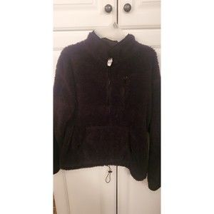 NWT Juniors Black Fleece Pullover Size 15-17*